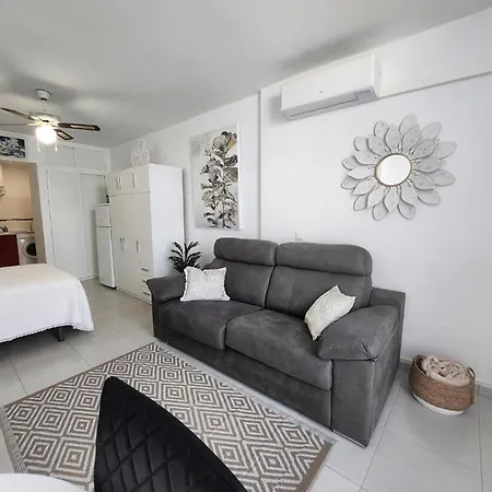 Belvilla By Oyo Beautiful In Almer Apartment